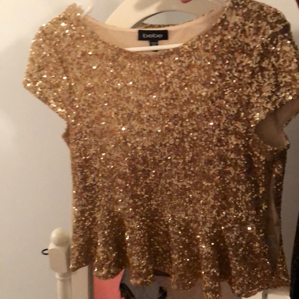 Bebe gold sequin peplum blouse - size Medium